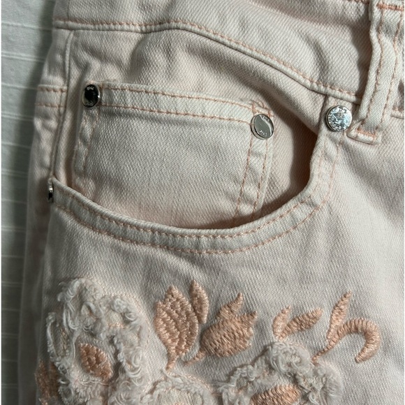 Eric Peach Jeans w/embroidered design on front Light Peach/Pink Size 10 - Picture 4 of 6